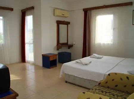 Apartahotel Koz Marigold Çeşme