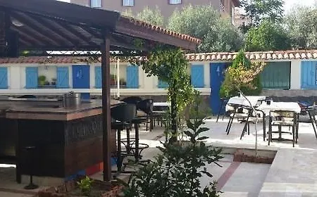 Ξενοδοχείο με διαμερίσματα Koz Marigold